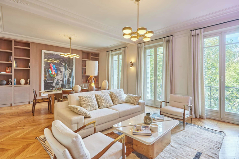 Others 3, Luxurious Apartment AC Saint Germain des Pres, Paris