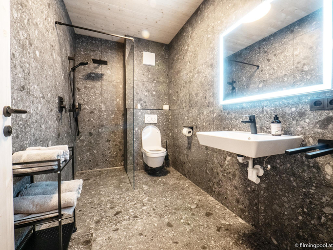 Bathroom 3, Apartment in Mieders near Ski Lift, Innsbruck Land