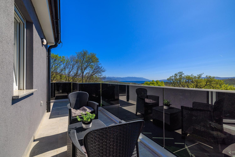 Balcony/terrace 1, Villa Hermosa, Vinodolska
