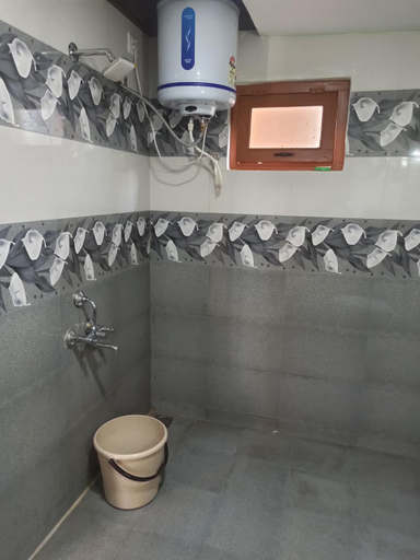 Bathroom 3, Kodai Mist Valley Wood House, Dindigul