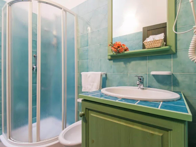 Bathroom 2, Studio in Meernahe auf Sardinien, Nuoro