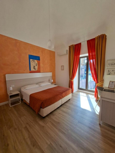 Bedroom 3, San Max Hotel, Catania