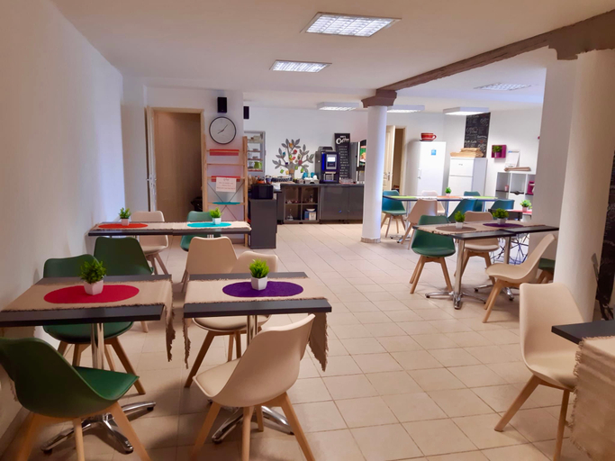 Food & Drinks 5, Adonis Valberg, Alpes-Maritimes