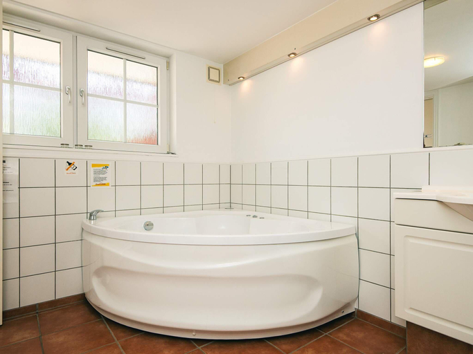 Bathroom 4, Luxury Retreat in Blavand - By Traum Ferienwohnungen, Varde