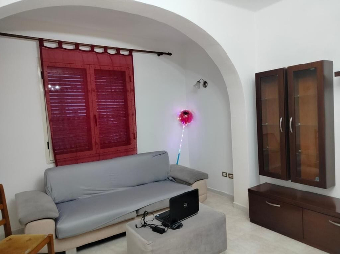 Living area, Backpackers La Casa De Payaso, Durrësit