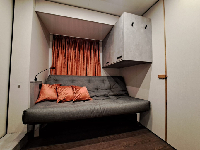 Room 3, Schwimmendes Ferienhaus in Berlin, Berlin