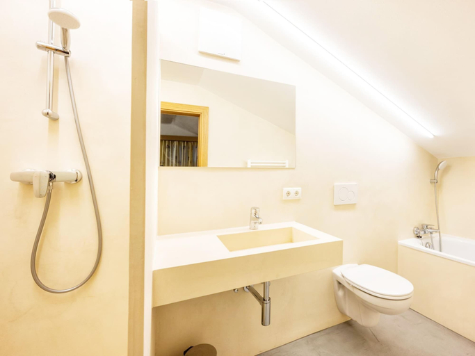 Bathroom 3, Apartment in Flachau With Mountain Views, Sankt Johann im Pongau
