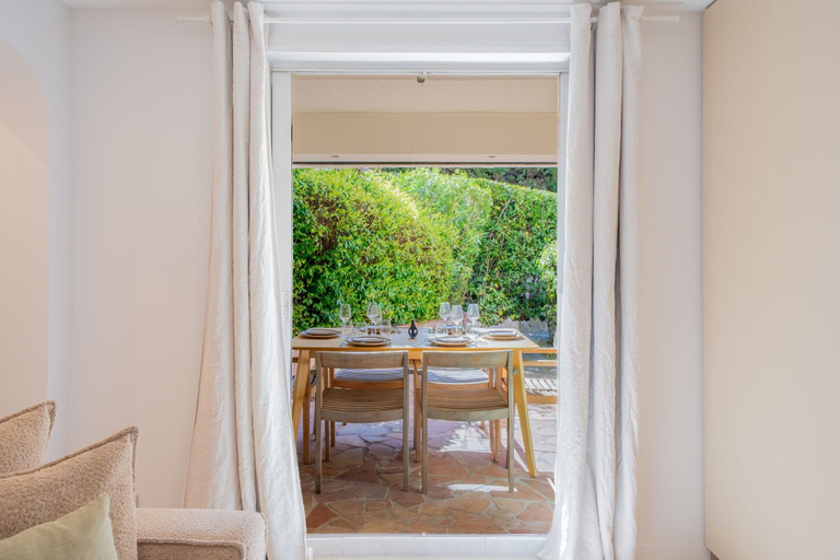 Dining, 6P apartment in a Citadelle /POOL - Saint-Tropez, Var