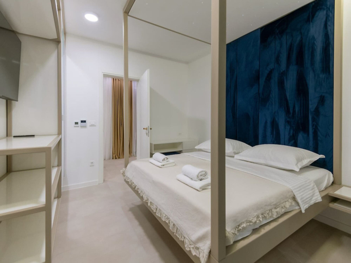 Room 2, Huge Party Villa Near Imotski, Imotski