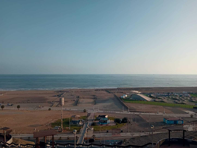 Beach 4, Costa 21, Lima