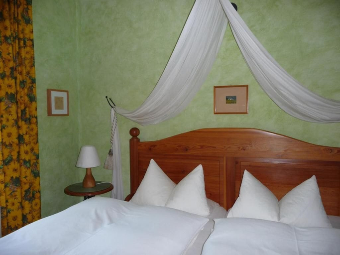 Room 2, Hotel garni Lindenhof im Steigerwald, Haßberge