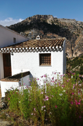 Others 2, Saluda Alta, Granada