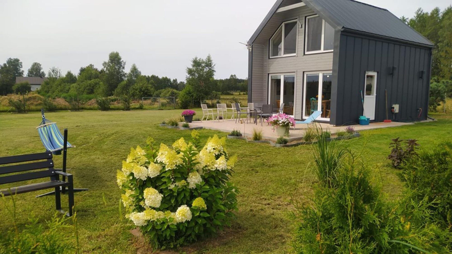 Garden 3, Holiday Home, Sauna, Jacuzzi, air Conditioning, Koszalin