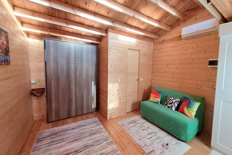 Living room 4, Village Holiday House With a Pool, Savona