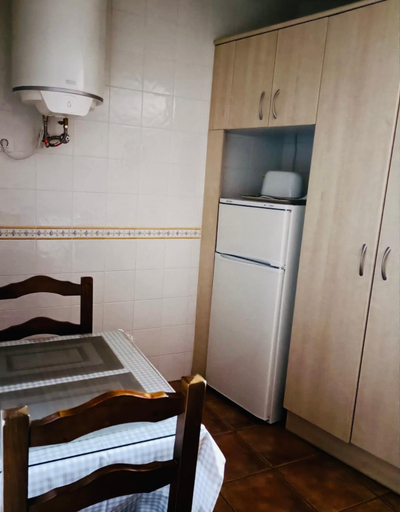 Bedroom, Parada del Carmen, Teruel