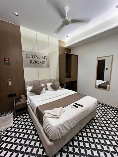Bedroom 4, Hotel Prince Garden Daman, Daman