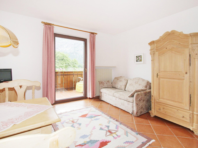 Living room, Res. Gritschhof in Latsch With Pool & Garden, Bolzano