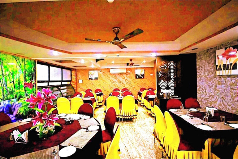 Food & Drinks 5, N S International, Kolkata