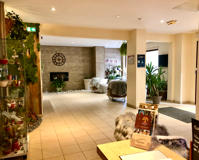 Public Area 2, Adonis Valberg, Alpes-Maritimes
