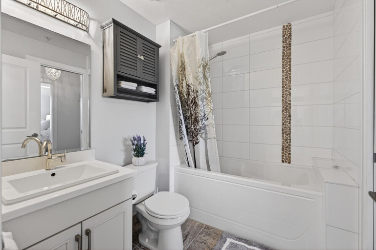 Bathroom 2, Bright 1 Bdrm at Amenity Rich Resort 102, Central Okanagan