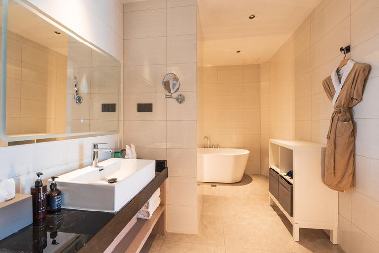 Bathroom 3, JOY Hotel Hangzhou, Hangzhou