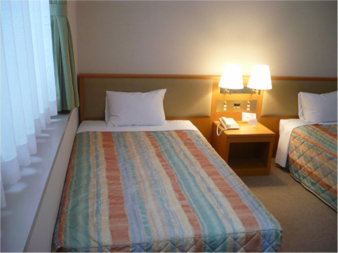 Bedroom 2, Tsuguro Kogenso, Maniwa