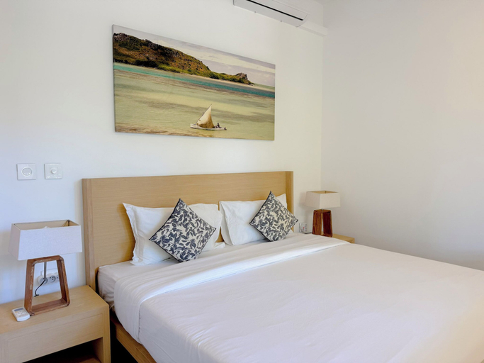 Bedroom 3, Choisy Les Bains with LOV