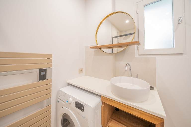 Bathroom 4, 6P apartment in a Citadelle /POOL - Saint-Tropez, Var