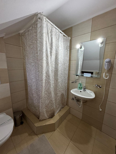 Bathroom 4, Pensiunea Valea Galbenei, Arieseni