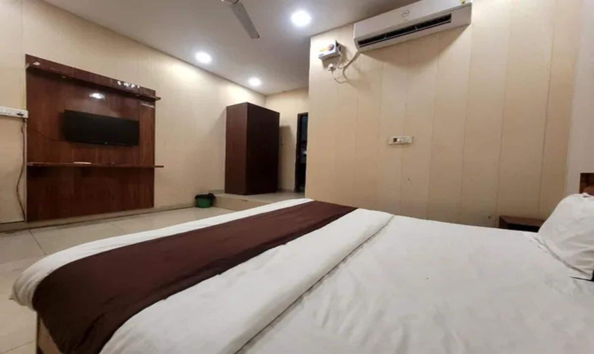 Room 5, Fabhotel Blest Inn, Delhi