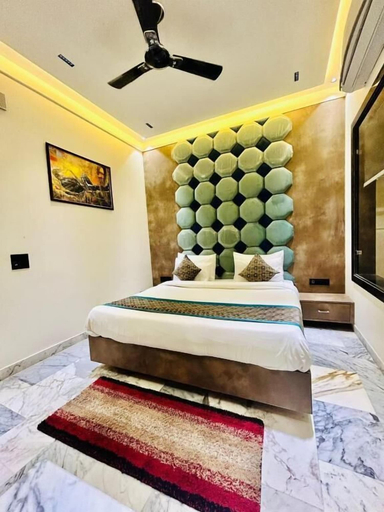 Room 4, Taj Dream Hotel, Agra