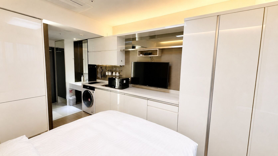 Bedroom 3, Yeongjong Shine Hotel, Jung