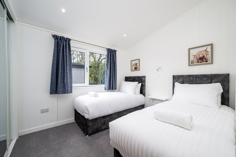Room 4, Paddock Lodges Executive 4 Bed Villa, Perthshire and Kinross