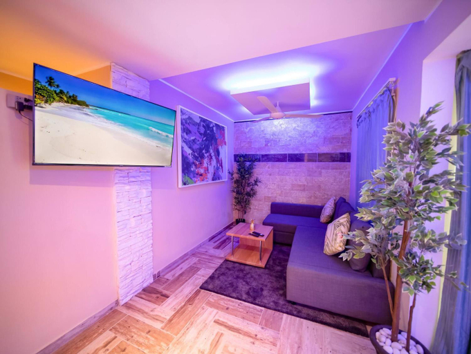 2, Luxury 6 Bedroom Villa in Sosua Beachfront Bliss Awaits, Sosua