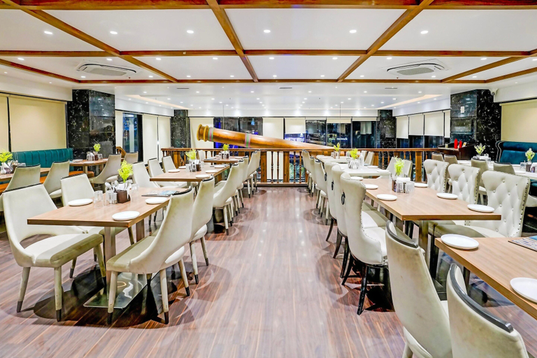 Dining 5, Palette Magarpatta City, Pune