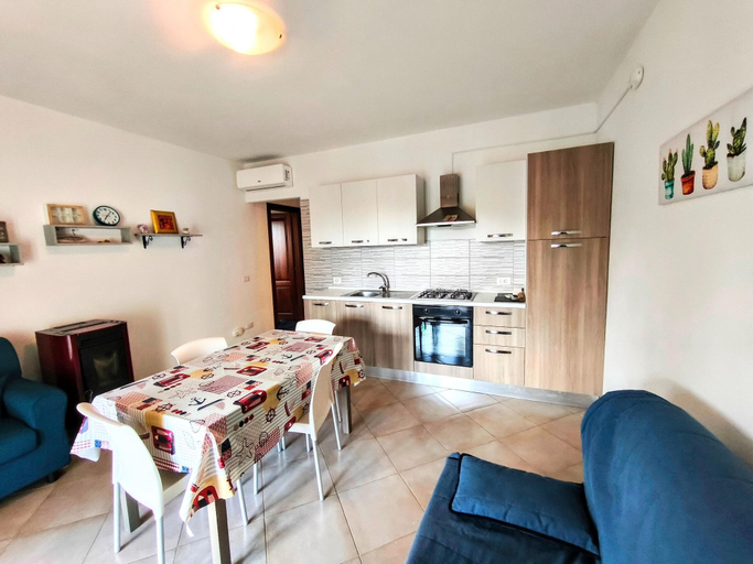 Private kitchen 4, Seaside Apartment Near Budoni, Nuoro