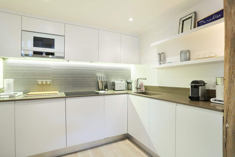 Private kitchen 2, Charming Studio - Le Marais / Beaubourg, Paris