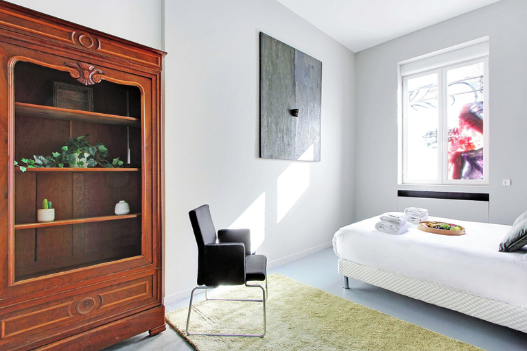 Spa, Magnificent Apartment - 2br/7p - Les Buttes Chaumont, Paris