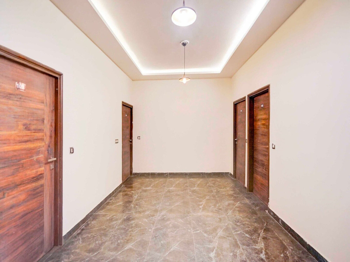 Interior 2, Hotel O Sector 108 Noida, Gautam Buddha Nagar