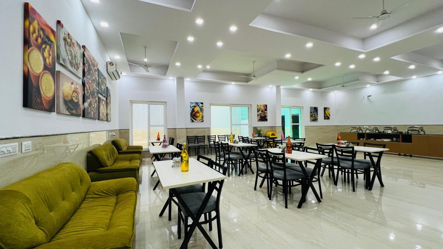 Food & Drinks, Zen Suites - Golf Course Road, Gurgaon