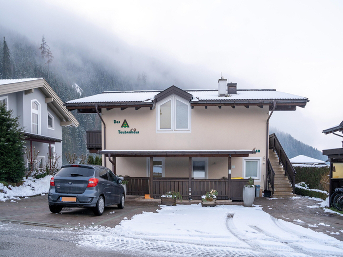 Exterior 2, Pretty Apartment in Hollersbach Near Forest, Zell am See