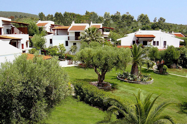 Garden, Gerakini Holiday Home With a Balcony, Central Macedonia