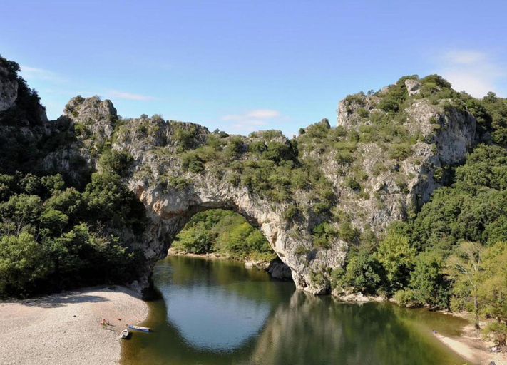 View from property 2, Pretty Holiday Home in Courry With Swimming Pool, Gard