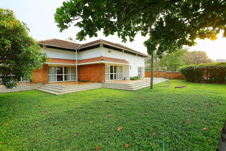 Garden 4, Super Townhouse Island Inn, Ernakulam