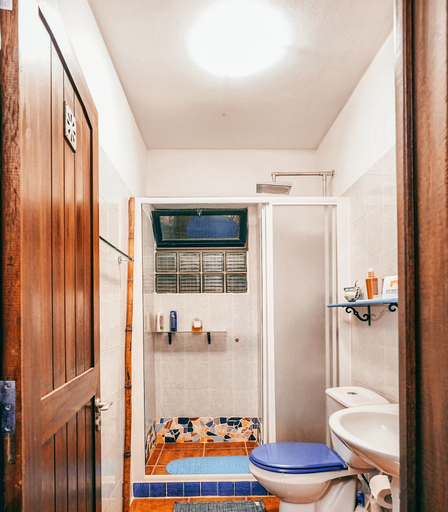 Bathroom 4, Tranquil Holiday Home With Pool in Sintra, Sintra