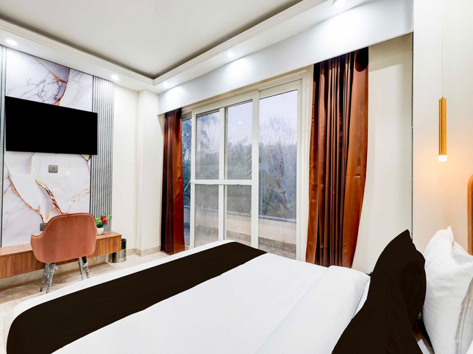Room 2, Collection O Sector 43 Gurgaon, Gurgaon