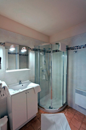 Bathroom 4, Chic Romantic Getaway in L'ile Rousse, Haute-Corse