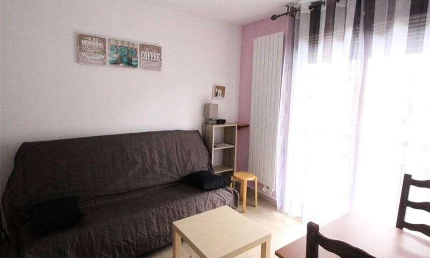 Living area 5, Apartment in Luchon Near Gondola Lift, Haute-Garonne