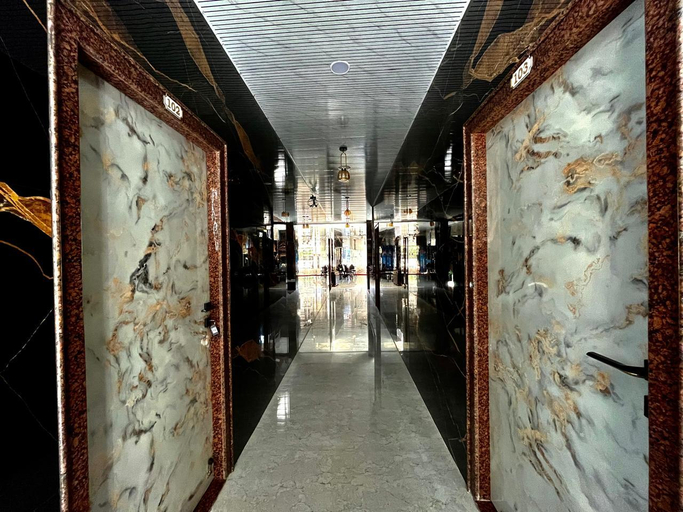 Public Area 3, Hotel SSR Palace Mount Abu, Sirohi