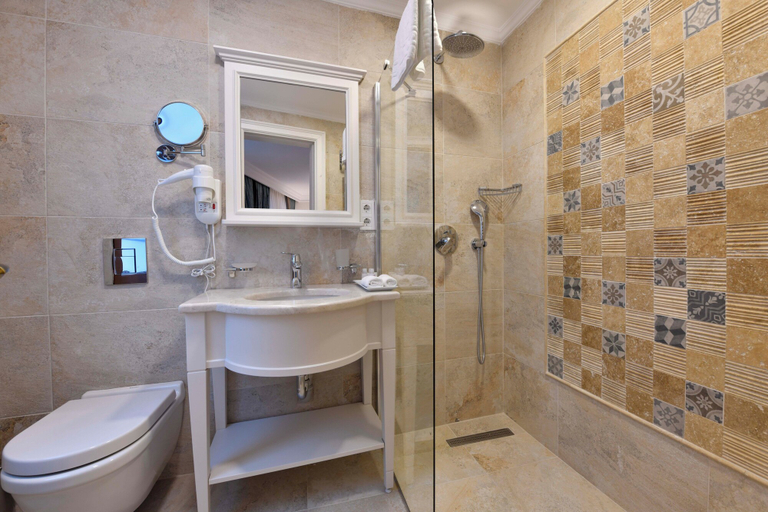 Bathroom 3, GLK Sea Mansion Heritage, Fatih